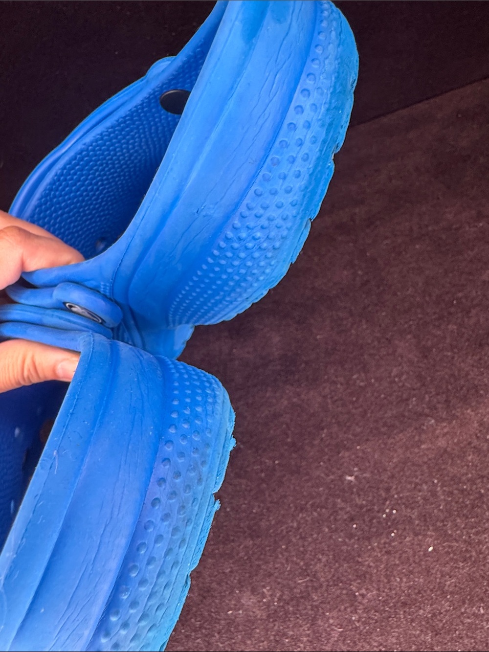 Crocs Classic Clog - Bright Blue with 4 charms - Picture 6 of 9